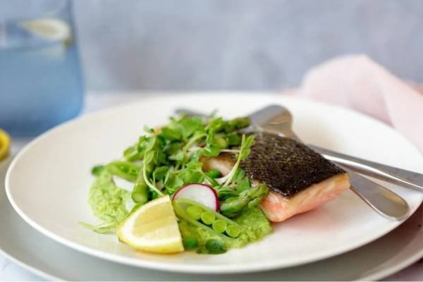 Ensalada de salmón
